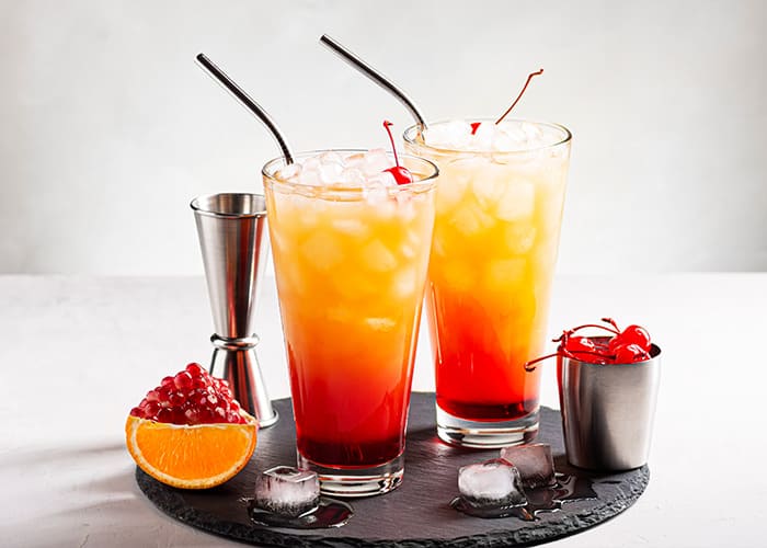 Tequila Sunrise cocktail: História, Receita oficial | Drinks